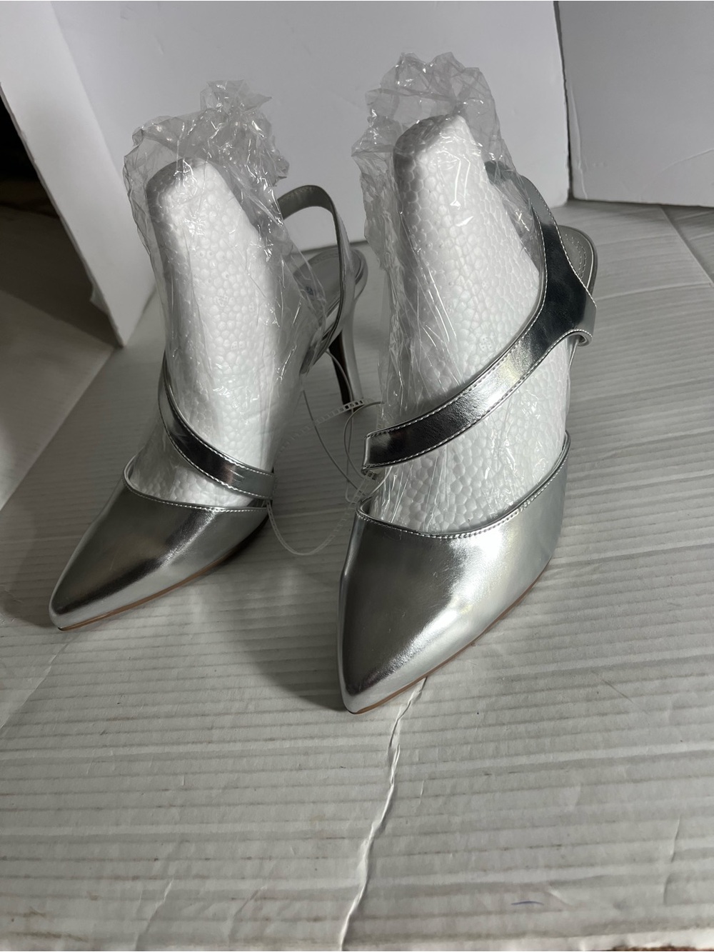Impo size 8.5 new with tag